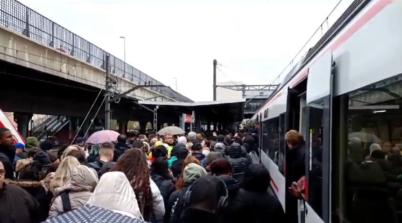 Estación de Villaverde Bajo esta mañana.