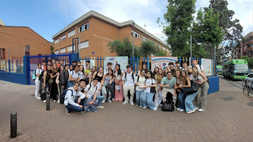 Estudiantes del Colegio Mirasur de Pinto durante la EvAU 2024.